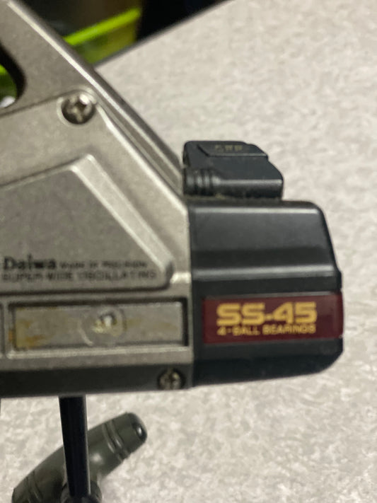 Daiwa Tournament Surf SS-45 Reel from Japan